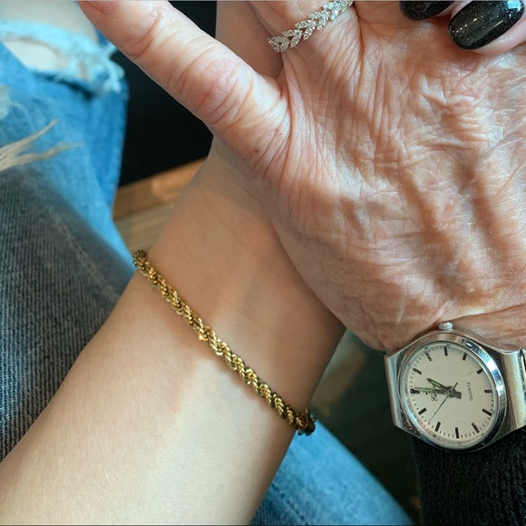 Laura Lombardi | Gold Rope Chain Bracelet - Picture 5 of 6